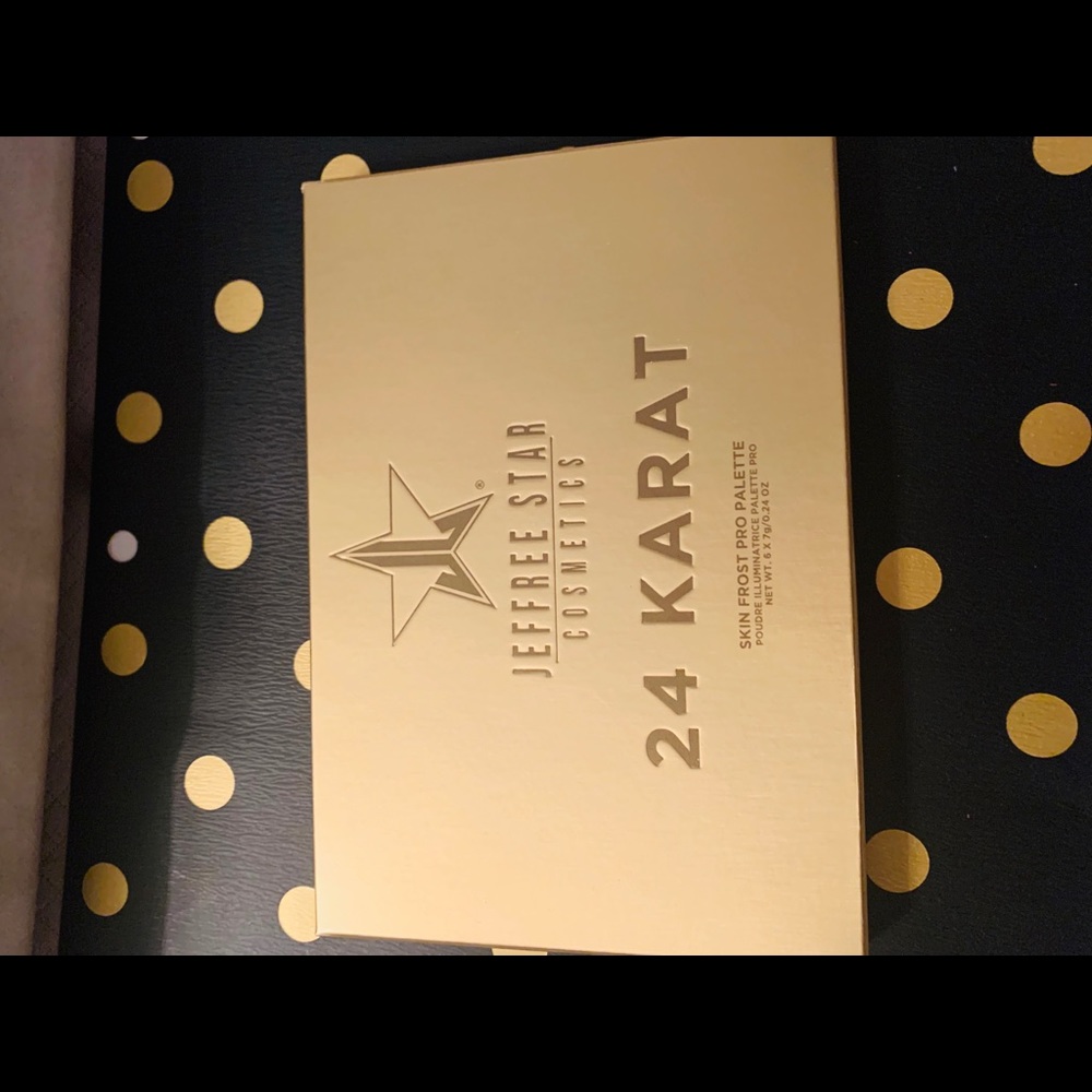 Jeffree Star skin frost pro palette